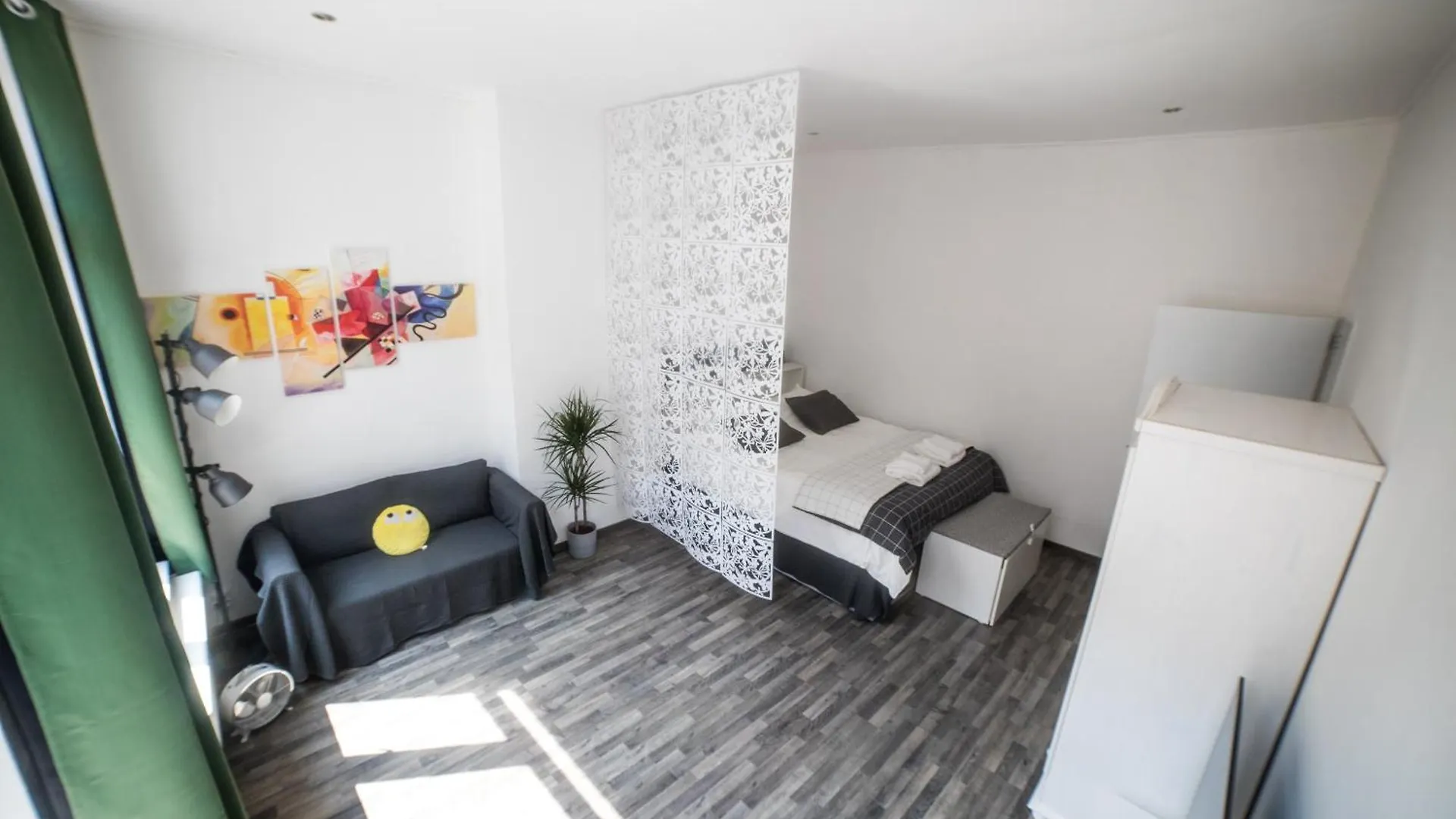 City Centre Hidden Gem! Apartment For Up To 3 People Bruselas Bélgica